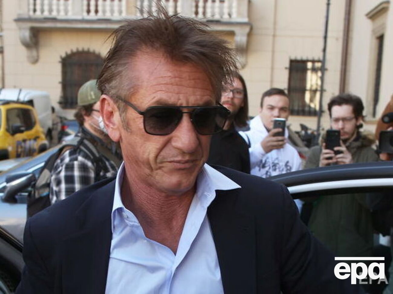 Пенн у перший день війни виступив на підтримку України