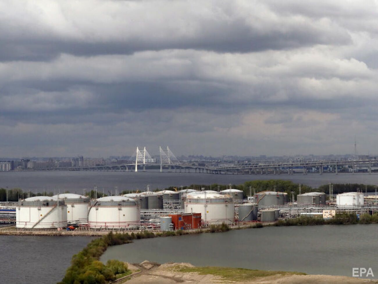 Грузія має намір перенаправити російську нафту до Європи, позначивши її сировиною з Казахстану