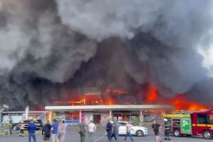 В ТРЦ было более 1 тыс. человек в момент удара