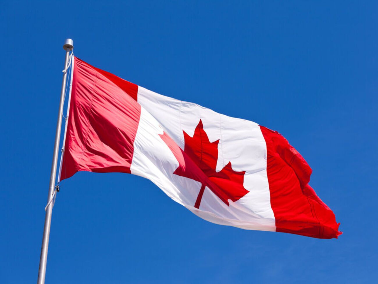 Среди ограничений &ndash; санкции против российского золота и частичный запрет на его импорт