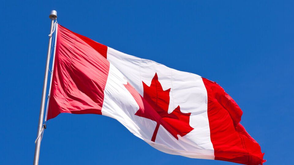 Среди ограничений – санкции против российского золота и частичный запрет на его импорт