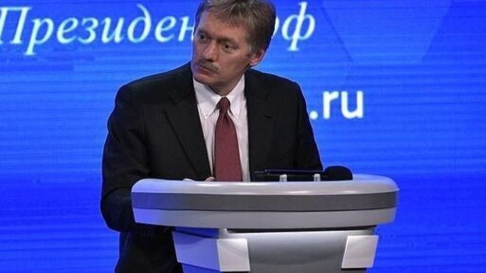 Песков намекнул, что если Украина сложит оружие и выполнит требования РФ, война тут же закончится