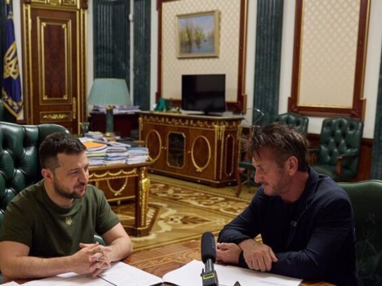 Зеленский:&nbsp;Пенн снимает документальный фильм о войне в Украине