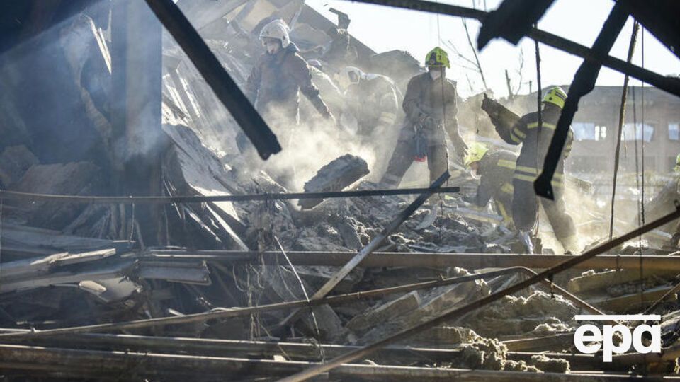Окупанти завдали ракетного удару по Кременчуку 27 червня