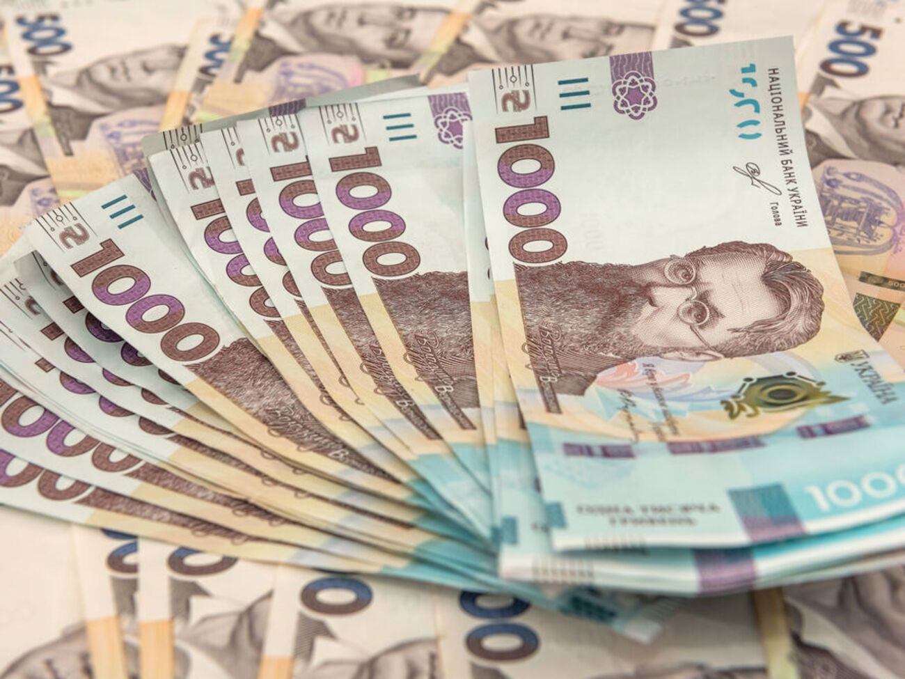 Росіянин ухилився від сплати обов'язкових платежів на суму понад 18,6 млн грн
