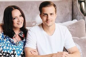 Ротару не коментувала інформації про затримання онука під час спроби покинути Україну