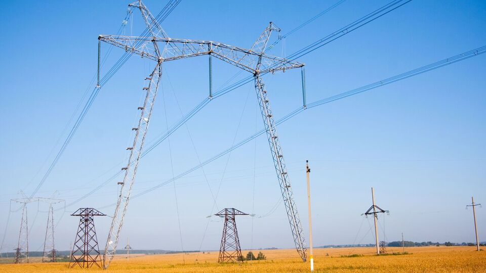 Електроенергію в Херсонську область постачають із підконтрольної владі території України