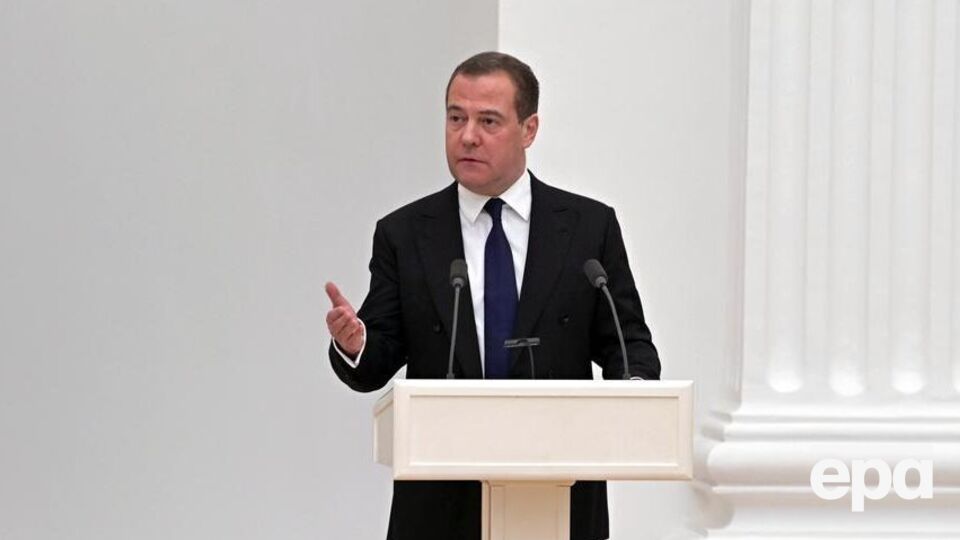 Медведев назвал передачу Соединенными Штатами Украине систем HIMARS "угрозой для России"