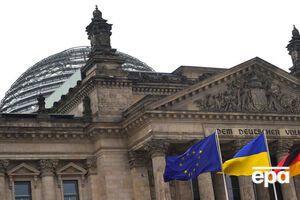 Майже кожен четвертий учасник опитування вважає постачання зброї Україні надмірними