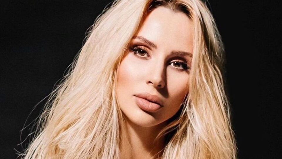 Loboda: У боротьбі темряви й світла мечем буде моя молитва