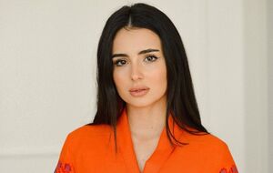 Трінчер стала відомою завдяки зйомкам у серіалі "Школа"