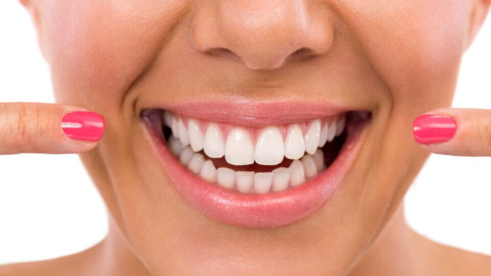 С помощью своего рациона можно укрепить зубы