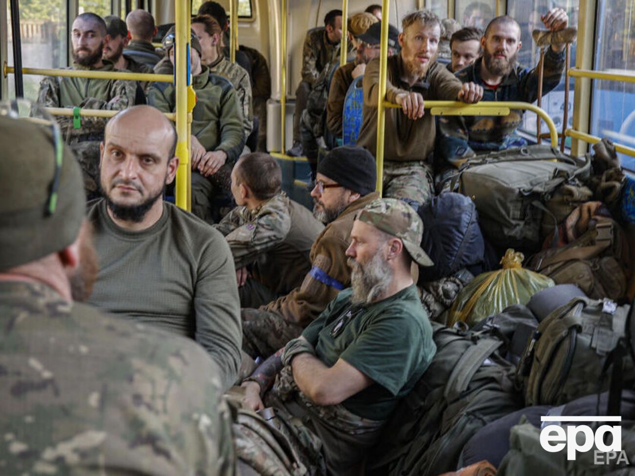 Захисників "Азовсталі" вивели з території заводу у травні, їх перевезли на окуповану РФ територію