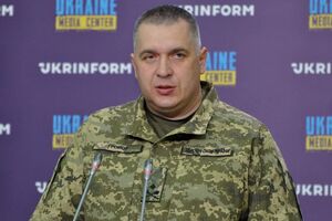 Оккупанты проводят обстрелы определенных населенных пунктов, определенных участков местности на харьковском направлении, отметил Громов