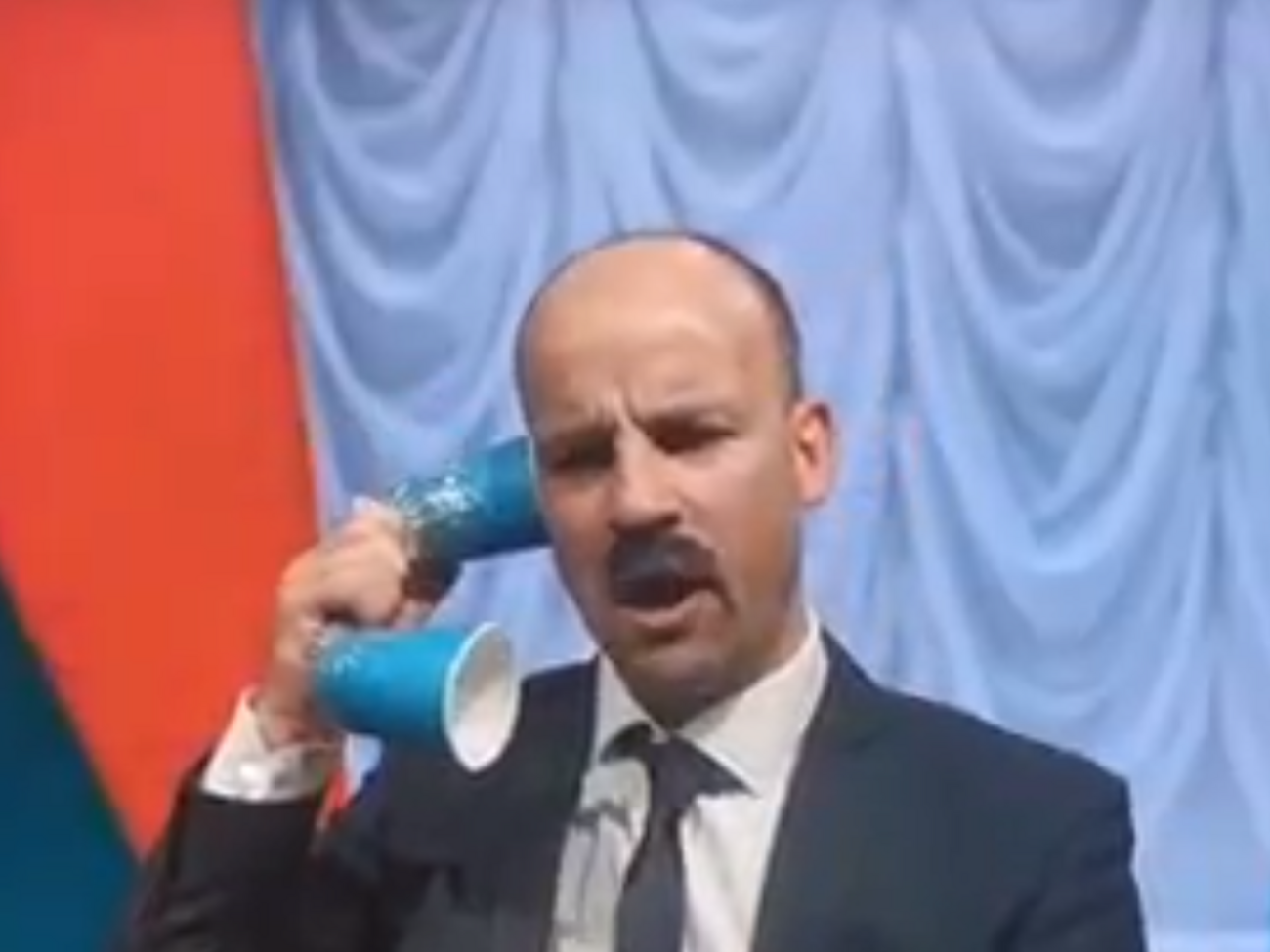 Великий в образе Лукашенко заявил, что не против войти в историю "как собиратель картошки и морковки"