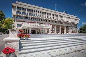 Посол РФ передала в МИД Болгарии устную ноту, потребовав до 12.00 1 июля отменить решение о высылке из страны 70 российских дипломатов