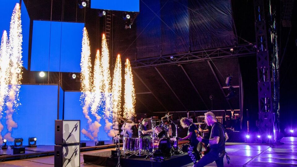 Учасники Metallica від себе переказали $500 тис. на підтримку українців