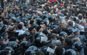 На мітингу затримали 11 людей