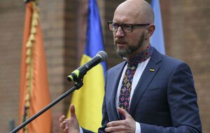 Яценюк: Призываю мировых лидеров понять, что нельзя вести переговоры с убийцей, который приставил тебе пистолет к голове