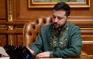 Вышиванку Зеленского купила компания Asters USA