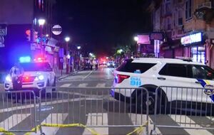 На месте стрельбы нашли два пистолета