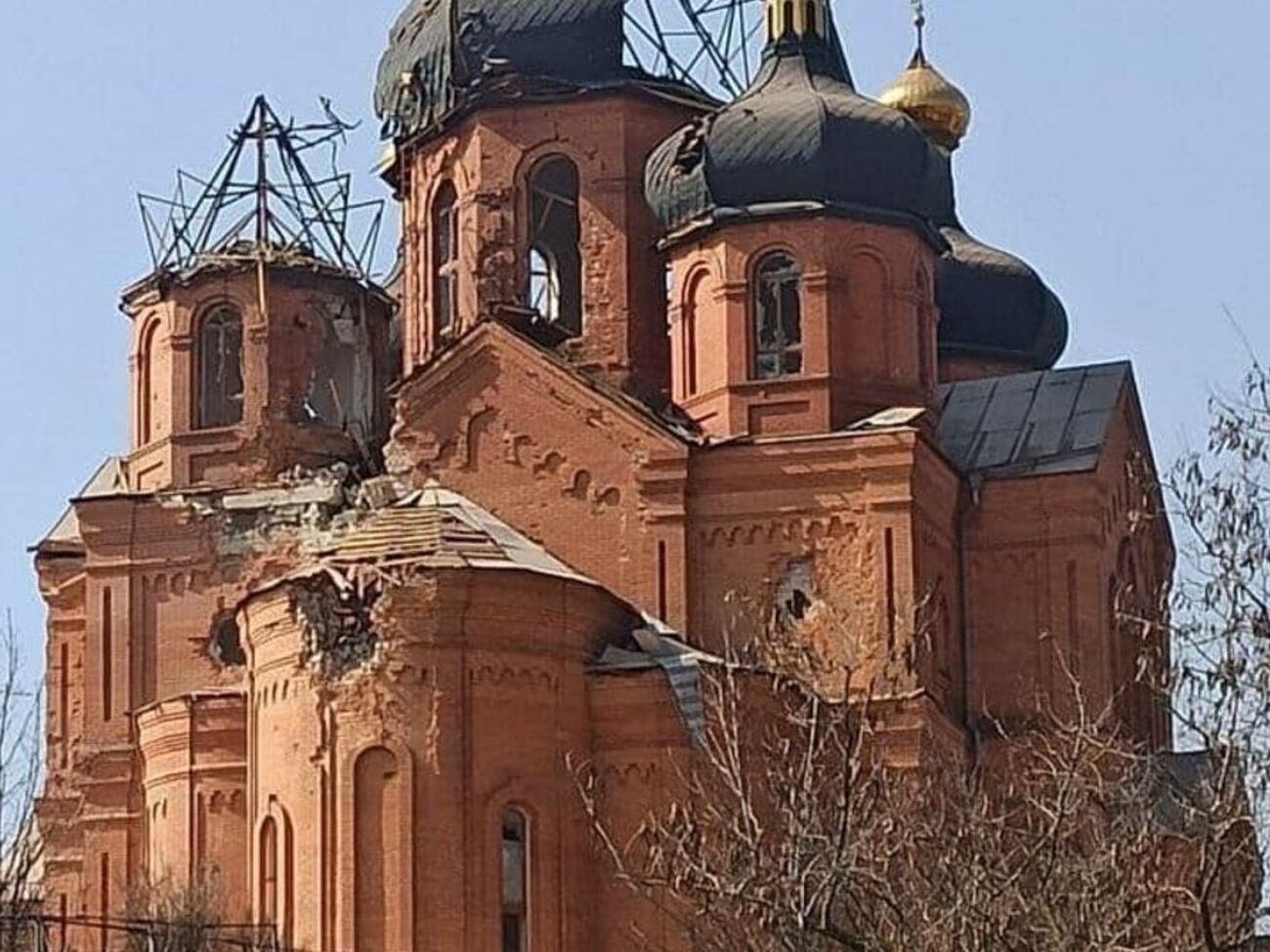 Діставши благословення московського патріарха Кирила, росіяни нищать українську культурну та релігійну спадщину, зазначив Кириленко