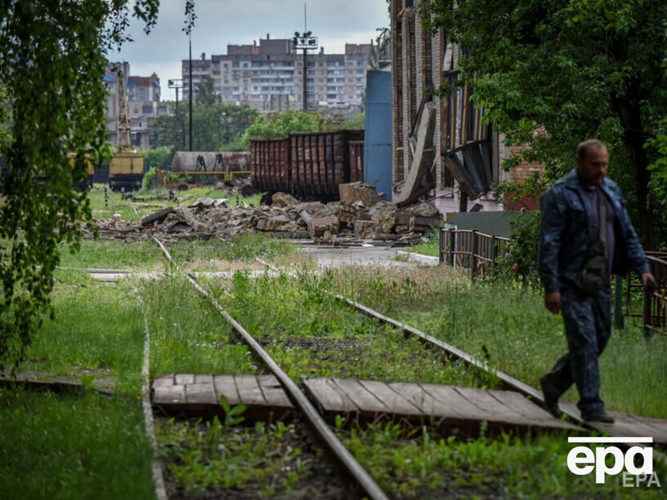 ДВРЗ до ракетных ударов ремонтировал полувагоны и зерновозы