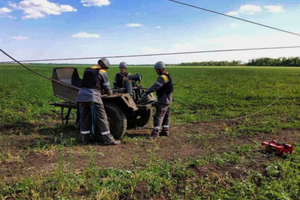 Через ворожі обстріли було пошкоджено мережі у Криворізькому районі Дніпропетровської області