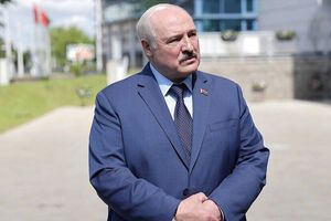 Украинские военные снесут головы всем, кто сегодня хочет расчленить страну, считает Лукашенко