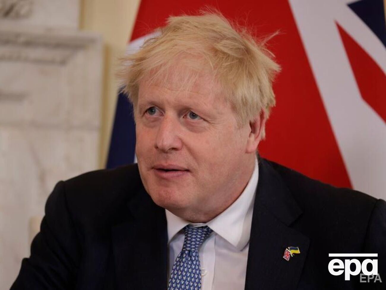 Претензии к Джонсону связаны с вечеринками во время карантина
