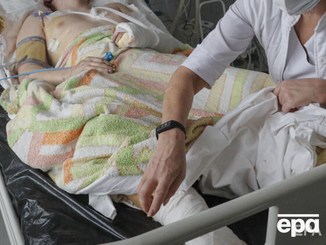 Российские оккупанты продолжают ранить и убивать жителей украинских городов и сел