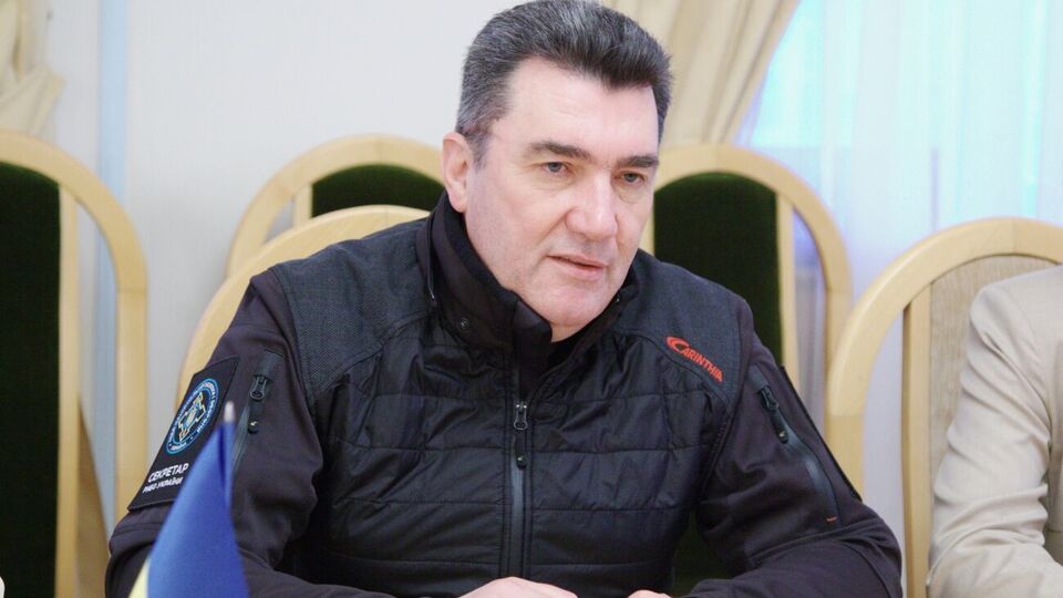 Данилов: Сейчас главное – не потерять страну. Если мы потеряем часть той или иной территории, мы обязательно ее вернем