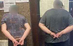 Затримані відправляли фото, зняті після обстрілу, на номер абонента російського оператора, кажуть у поліції