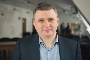 Зеленський на фронті – це меседж росіянам: клав я на вас, я не маю проблем з армією і я, на відміну від вашого бункерного діда, на передовій