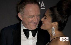 Хайек и Пино поженились в 2009 году