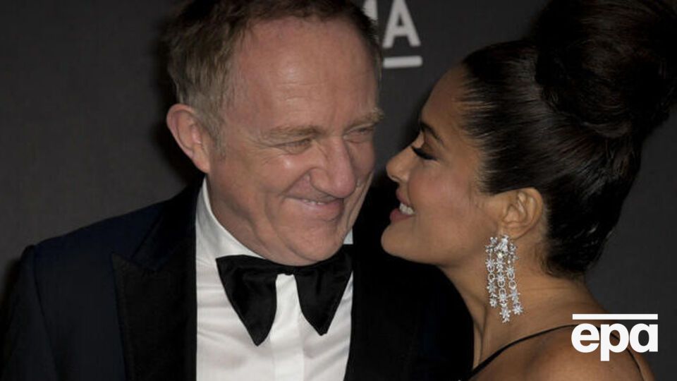 Хайек и Пино поженились в 2009 году