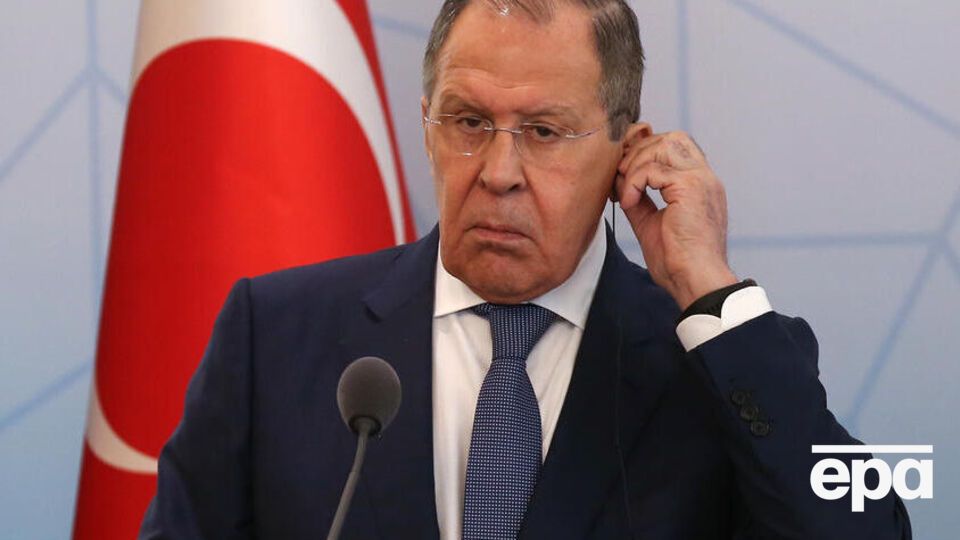 Лавров утверждает, что "Зеленский хочет встречи ради встречи" и у него "семь пятниц на неделе"