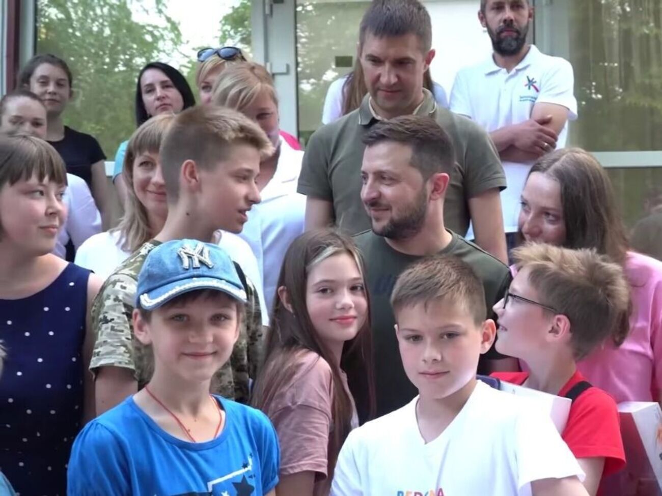 Президент подчеркнул, что все люди, потерявшие свои дома, должны получить комфортное жилье