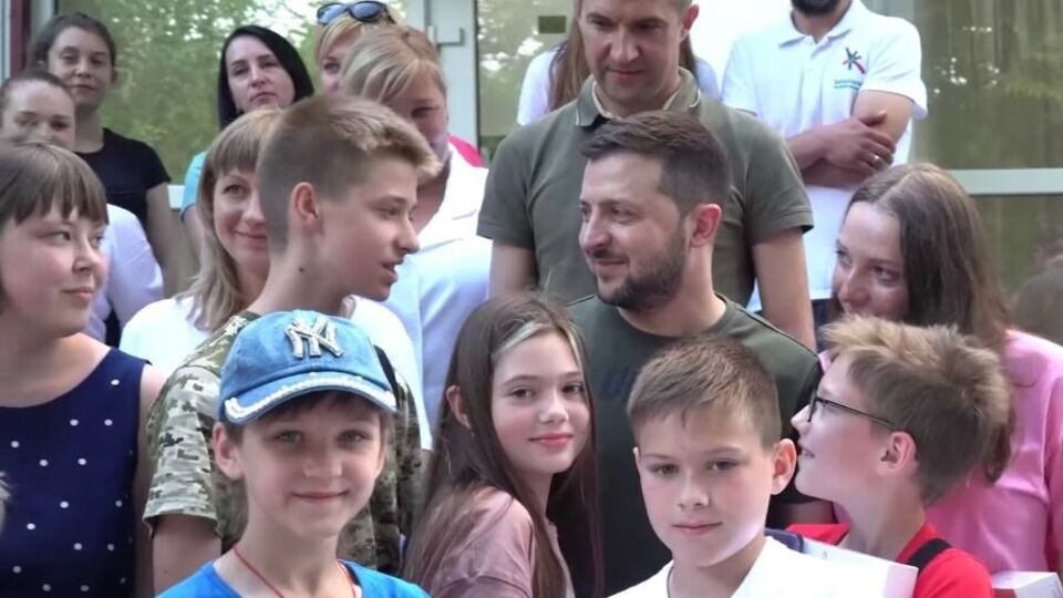 Президент подчеркнул, что все люди, потерявшие свои дома, должны получить комфортное жилье