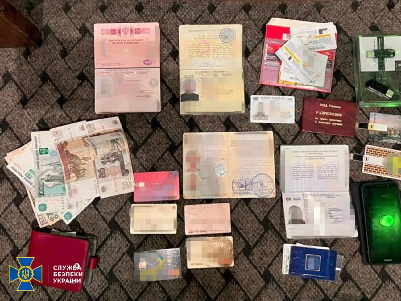 За даними СБУ, чоловіка ще у 2014 році завербувала Росія і йому надали паспорт РФ