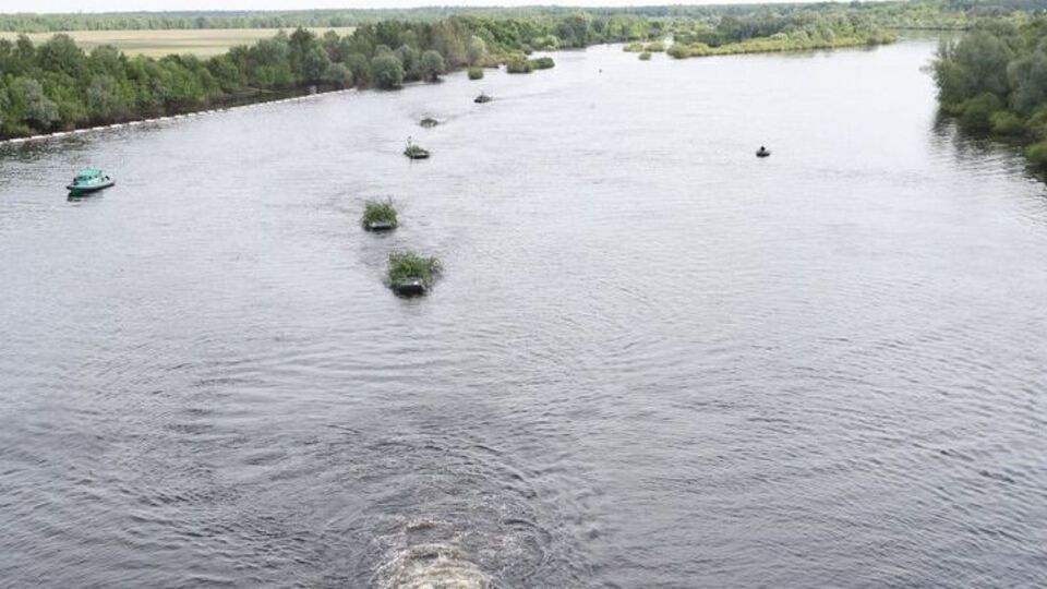 Войска Беларуси отработали эпизод переправы по преодолению водной преграды через реку Сож