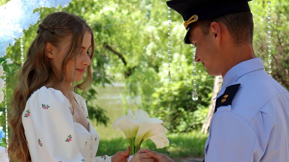 Іван Семененко та його кохана Анастасія родом із Донецької області