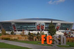 Поединки Евро 2012 проводились в Донецке на "Донбасс Арене", напомнил Зеленский