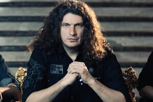 Пісню Кузьми "Мам" переклали російською мовою