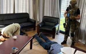 Фігурантів затримали після отримання першої частини хабаря