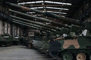 Гаубицы Krab производит польский завод Huta Stalowa Wola
