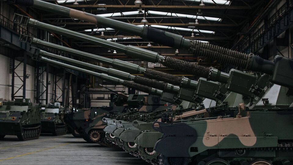 Гаубицы Krab производит польский завод Huta Stalowa Wola