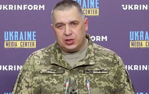 По словам Громова, ночью из Беларуси вылетели два самолета Су-34 и один самолет Су-30, они атаковали Украину