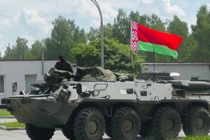 Створити "народне ополчення" у Білорусі, щоб збільшити кількість захисників, доручив Лукашенко