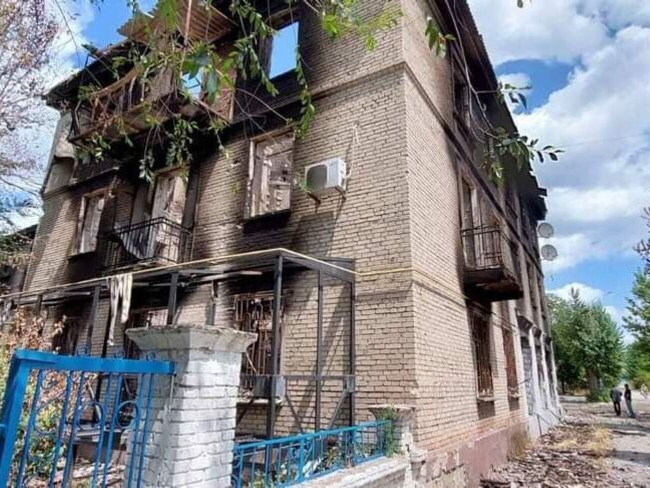 Гайдай: Обстріли міста дуже щільні